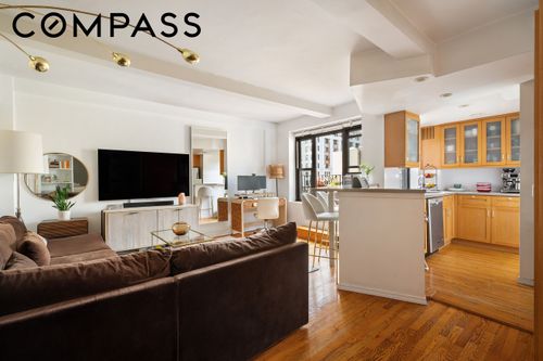 17e-200 E 16th St, New York, NY, 10003-3712 | Card Image