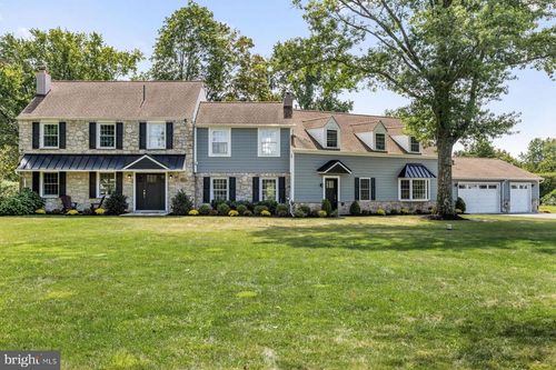 4981 New Rd, New Hope, PA, 18938-5452 | Card Image
