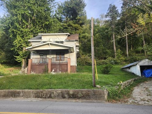 1802 Marshall St, McMechen, WV, 26040-1155 | Card Image