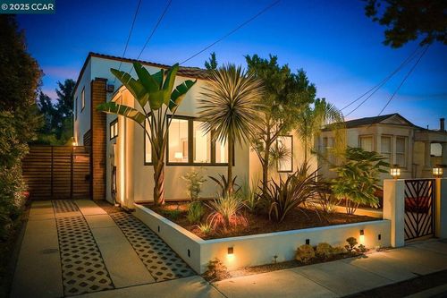 627 59th St, Oakland, CA, 94609-1538 | Card Image