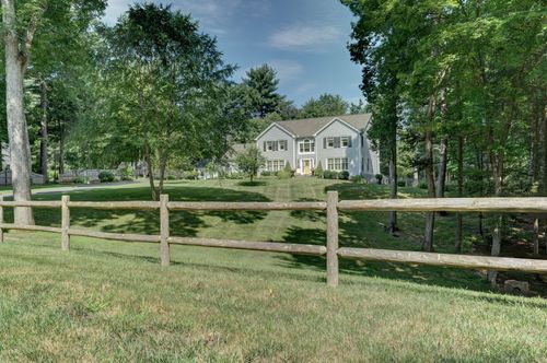 7 Tallwood Ln, Weatogue, CT, 06089-9501 | Card Image