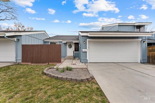 2490 N Westminster Ln, Boise, ID, 83704 | Card Image