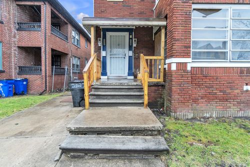 2051 Calvert St, Detroit, MI, 48206-1553 | Card Image