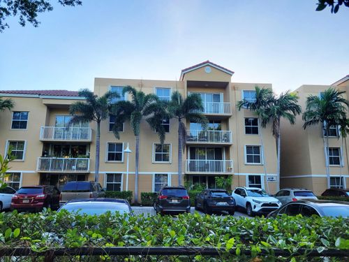 203-619 E Sheridan St, Dania Beach, FL, 33004-5800 | Card Image