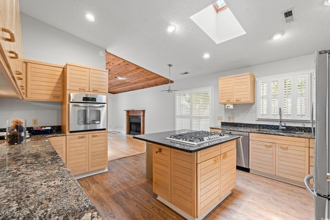 149 Old Cedar Loop, House other with 3 bedrooms, 3 bathrooms and 4 parking in Pawleys Island SC | Image 11