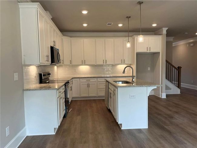 11 Creekside Commons Dr, Townhouse with 3 bedrooms, 3 bathrooms and null parking in Hoschton GA | Image 7