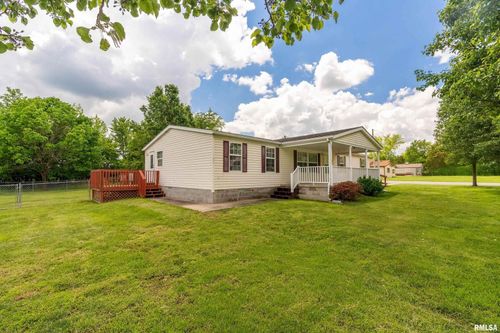 20295 Galatia Post Rd, Pittsburg, IL, 62974-1853 | Card Image