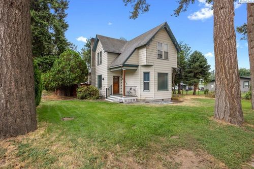 515 N 3rd St, Dayton, WA, 99328-1107 | Card Image