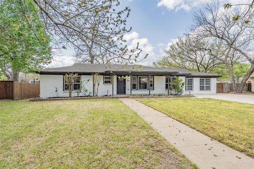 515 Shadowbrook Ln, Hurst, TX, 76053-6608 | Card Image