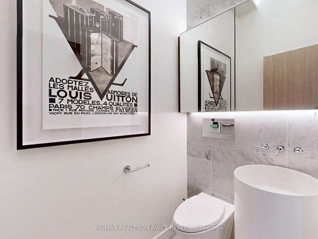 PH02 - 17 Bathurst St, Condo with 3 bedrooms, 3 bathrooms and null parking in Toronto ON | Image 23