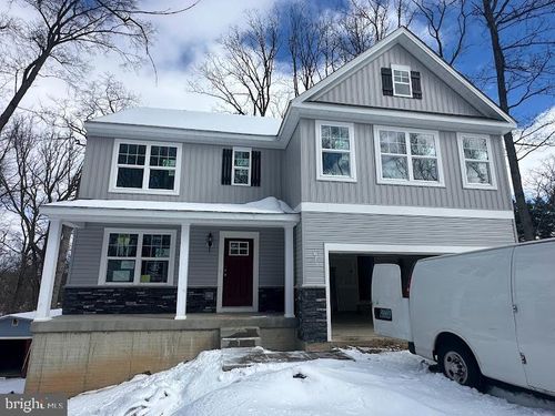 524 Well Dr, NEW FREEDOM, PA, 17349-9364 | Card Image