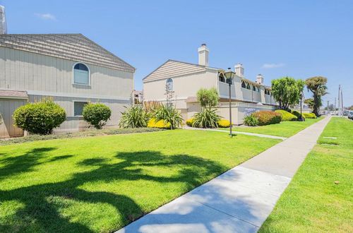 unit-3-104 W Rossi St, Salinas, CA, 93901-1449 | Card Image