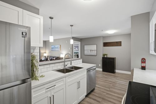 212-33960 Old Yale Rd, Abbotsford, BC, V2S2J9 | Card Image