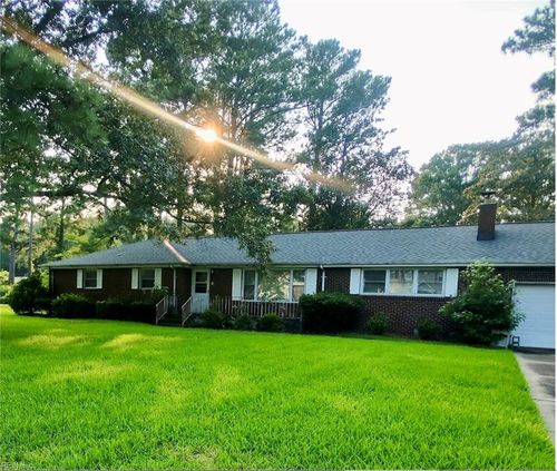 340 Fernwood Farms Rd, Chesapeake, VA, 23320-6914 | Card Image