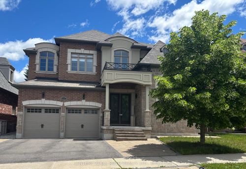 697 Mcgregor Farm Trail, Newmarket, ON, L3X0H3 | Card Image