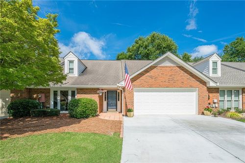 535 Brickleberry Ln, Roswell, GA, 30075-3076 | Card Image