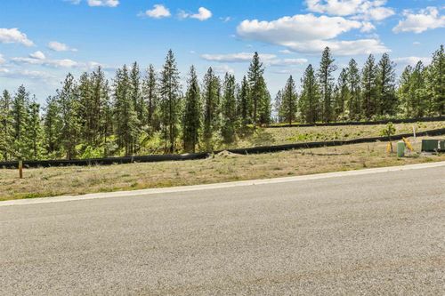 5105 N Scenic Ln, Spokane, WA, 99212-7303 | Card Image