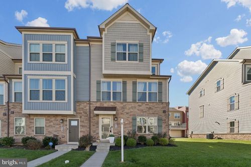 8715 Shady Pines Dr, FREDERICK, MD, 21704-6769 | Card Image