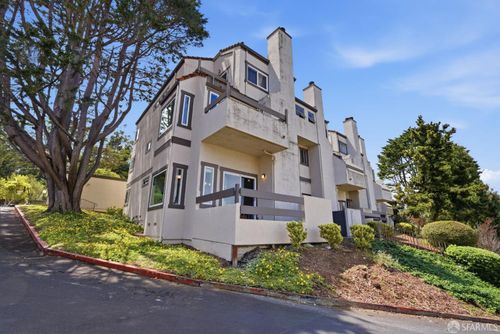 129-3550 Carter Dr, South San Francisco, CA, 94080-5045 | Card Image