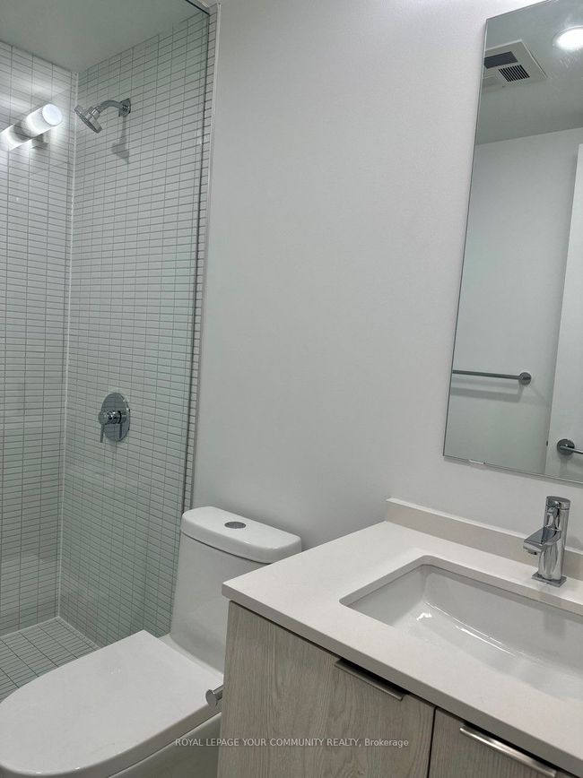 421 - 1 Jarvis St, Condo with 1 bedrooms, 1 bathrooms and null parking in Hamilton ON | Image 12