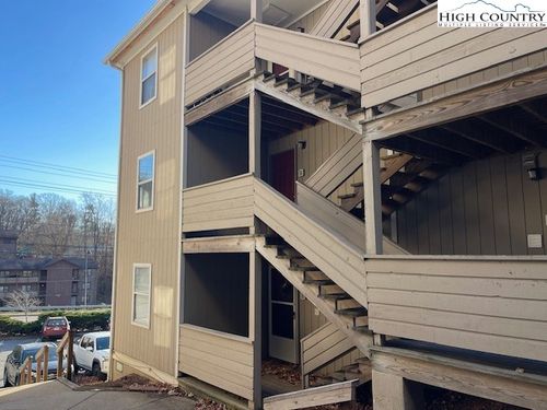 apt-27-229 E King St, Boone, NC, 28607-4239 | Card Image