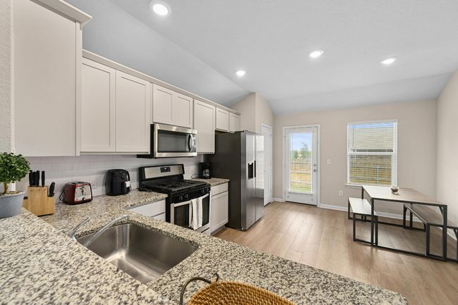 201 Mais Dr, House other with 3 bedrooms, 2 bathrooms and 4 parking in Georgetown TX | Image 8