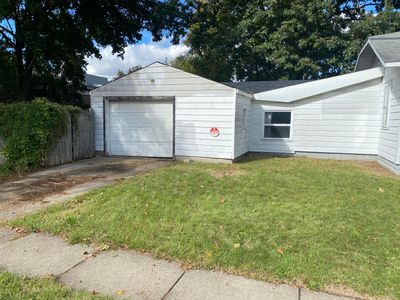 609 S Orange Street, House other with 2 bedrooms, 1 bathrooms and null parking in Sturgis MI | Image 3