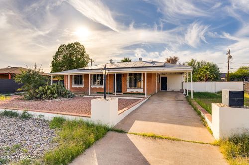 2512 S Jefferson Ave, Tucson, AZ, 85711-6637 | Card Image