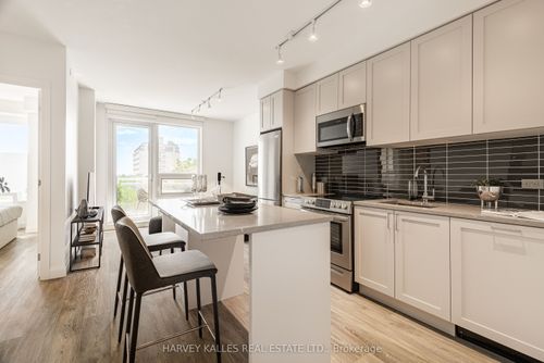 803-71 Redpath Avenue, Toronto, ON, M4S0E1 | Card Image