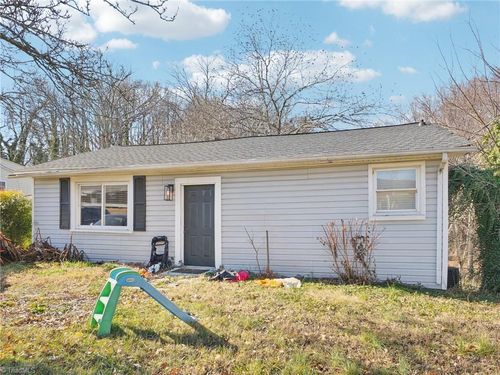 715 Baker Rd, High Point, NC, 27263-2123 | Card Image