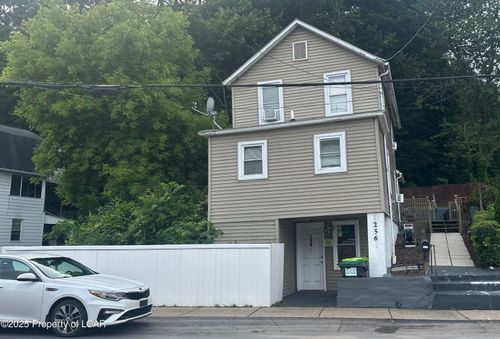 256 Kelly St, Luzerne, PA, 18709-1337 | Card Image