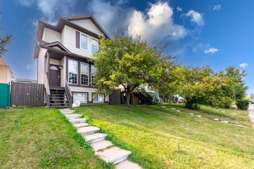 14993 5 St Sw, Calgary, AB, T2Y3E2 | Card Image