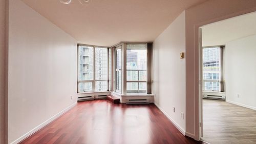 2102-1166 Melville Street, Vancouver, BC, V6E4P5 | Card Image