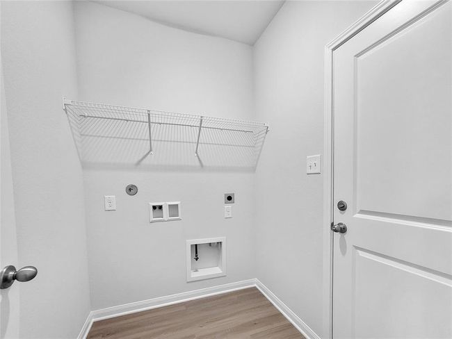 329 Grayson Baw Ln, House other with 4 bedrooms, 2 bathrooms and 2 parking in Waller TX | Image 7