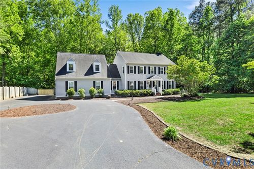 12521 Perrywinkle Rd, Glen Allen, VA, 23059-5322 | Card Image