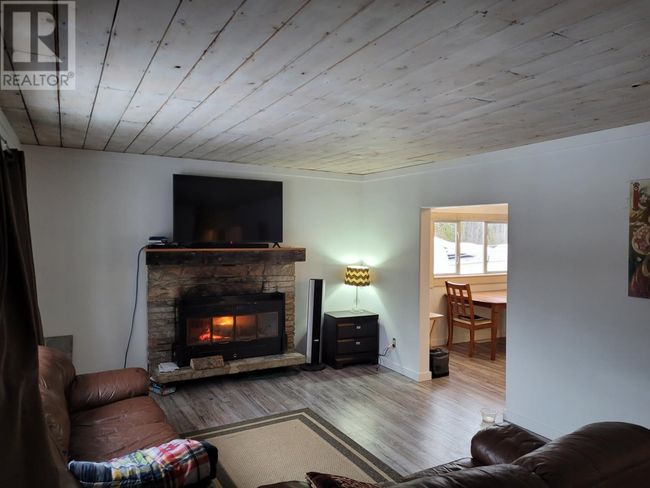 10860 Lake Creek Rd, Home with 0 bedrooms, 0 bathrooms and null parking in Hixon BC | Image 14
