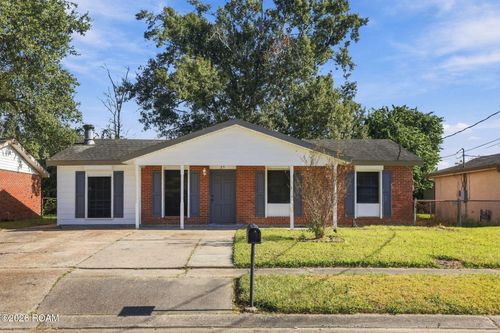25 Daffodil Ln, Westwego, LA, 70094-2221 | Card Image
