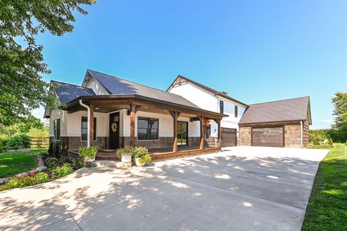 21218 Cyntheanne Rd, Noblesville, IN, 46060-9788 | Card Image