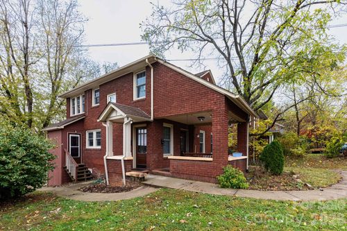 16 Gracelyn Rd, Asheville, NC, 28804-3559 | Card Image