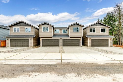208 Creekside Dr, Port Angeles, WA, 98362-3011 | Card Image