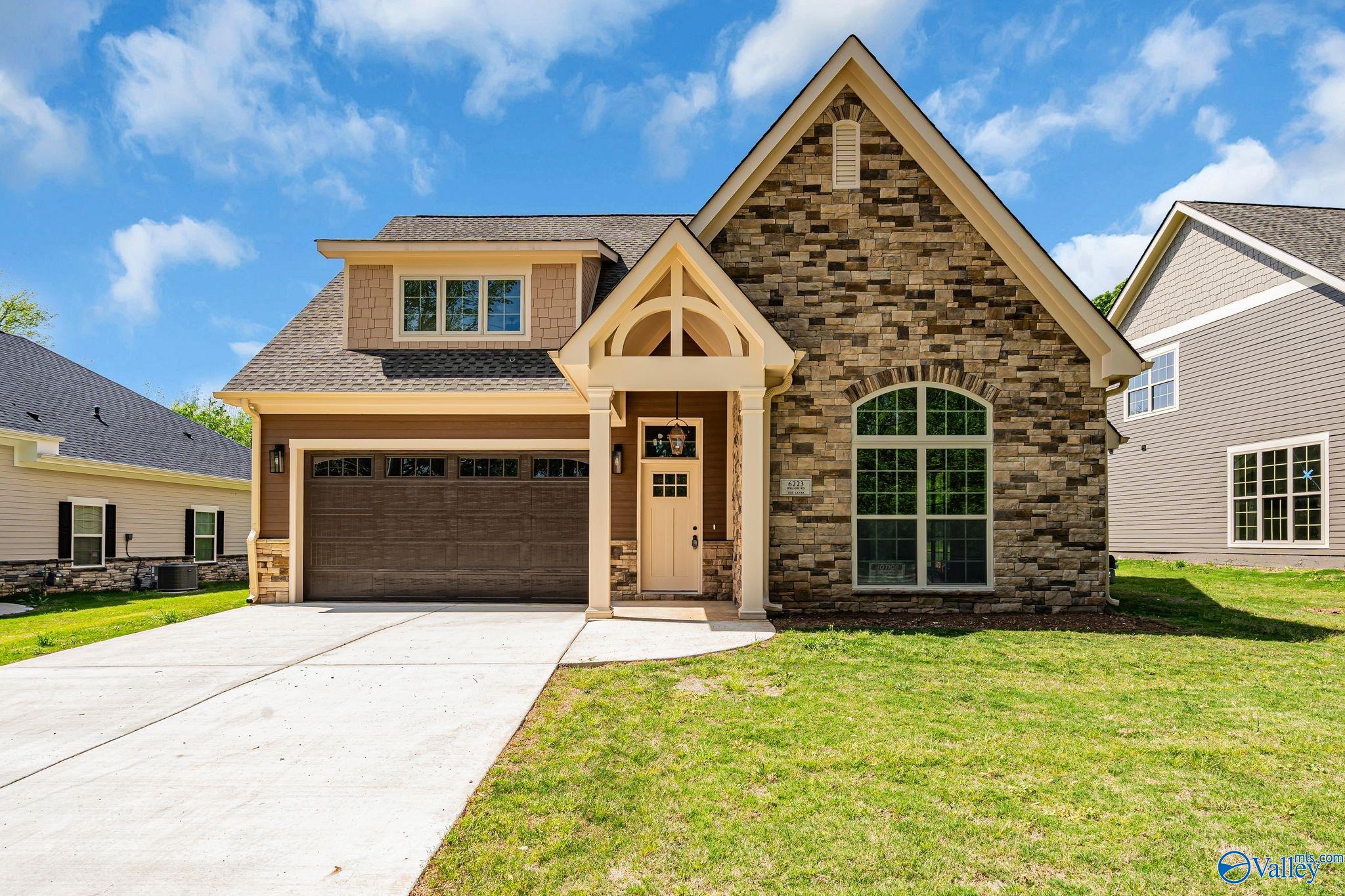Hollow Rd, Huntsville, AL 35810