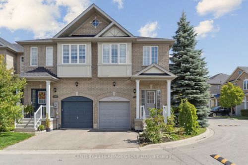 187 Tom Taylor Cres, Newmarket, ON, L3X3E9 | Card Image