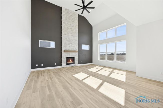 105 Kinloch Drive, House other with 4 bedrooms, 4 bathrooms and 2 parking in Perrysburg OH | Image 4