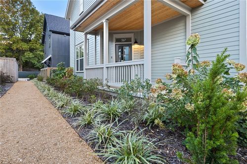 267 E 11th St, Fayetteville, AR, 72701-6191 | Card Image
