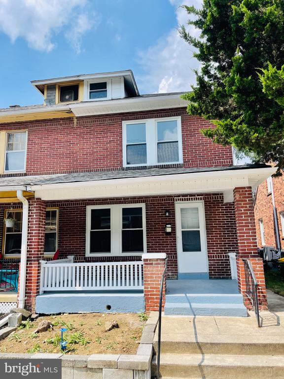 Maple St, York, PA 17401