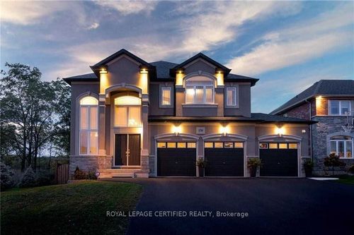 130 Kingsview Dr, Stoney Creek, ON, L8J3X5 | Card Image