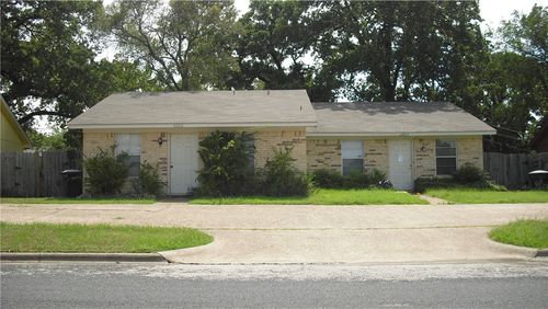 3204 Normand Dr, College Station, TX, 77845-5910 | Card Image