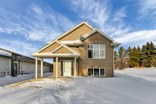 1024 19 Ave, Lousana, AB, T0M1K0 | Card Image