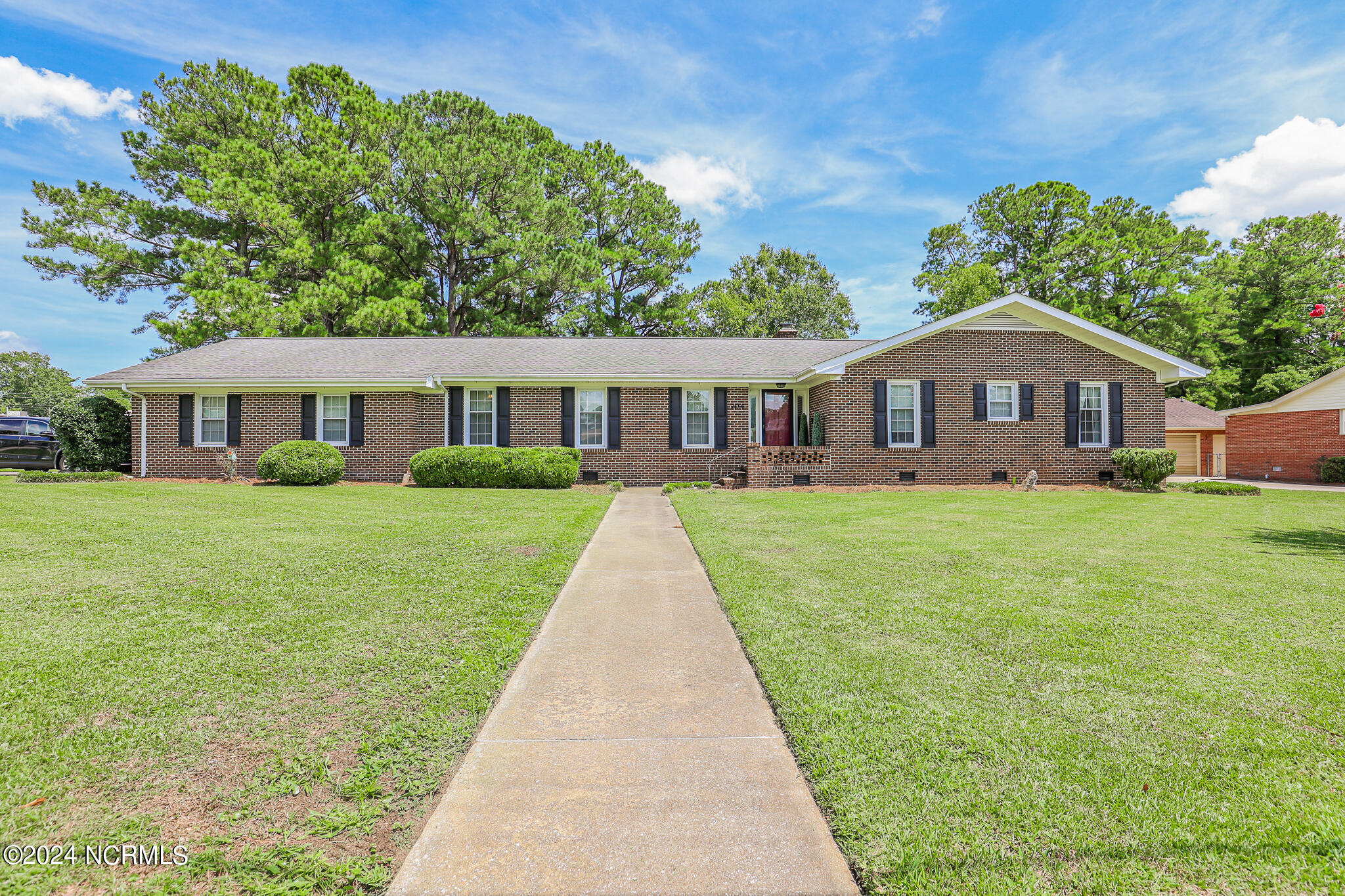 Clyde Dr, Jacksonville, NC 28540