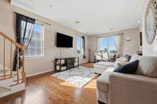 407-1209 Summit Ave, Jersey City, NJ, 07307-3174 | Card Image